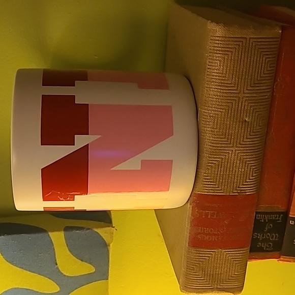 PINK Victoria's Secret Oversized Stay Cozy Trenta Pink Drink Mug - Picture 5 of 11